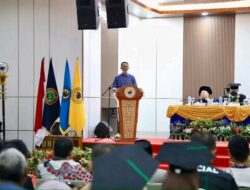 Di Wisuda UNRIKA, Amsakar Tekankan Pentingnya Intelektual yang Rendah Hati dan Terus Belajar