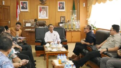 Amsakar Achmad, Terima  Kunjungan Kerja  DPRD Kota Palembang