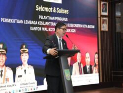 Kadis Kominfo mewakili Wali Kota Batam Kukuhkan LKS Kristen, Tekankan Perhatian untuk Masyarakat Rentan