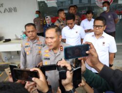 Kapolda Kepri  Akan Tindak Tegas Jika Ada Unsur Kelalaian dalam Kebakaran Kapal Federal II di Galangan PT ASL Marine Shipyard