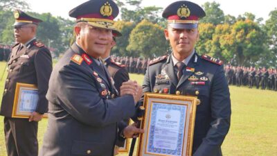 Polda Kepri Gelar Upacara Hari Sumpah Pemuda ke-97, Beri Penghargaan kepada Personel Berprestasi