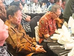 Tek Po / Abi Raih Penghargaan Tokoh Pariwisata Gastronomi Batam di Ajang Anugerah Investasi BP Batam 2025