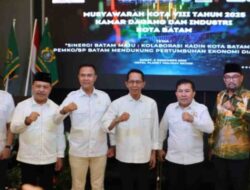 Sejumlah Pimpinan dan Anggota DPRD Kota Batam Hadiri Mukota VIII KADIN Batam 2025
