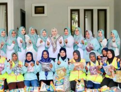 Apresiasi Peran Perempuan, Erlita Amsakar Salurkan Bantuan ke Satgas Kebersihan