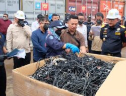 Dari 780 Kontainer, Kementerian Lingkungan Hidup Perintahkan Re-ekspor 48 Kontainer Limbah Elektronik di Batam