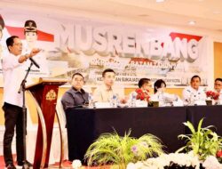 Jemput Aspirasi Warga, Amsakar-Li Claudia Hadir Langsung di Musrenbang Tingkat Kelurahan