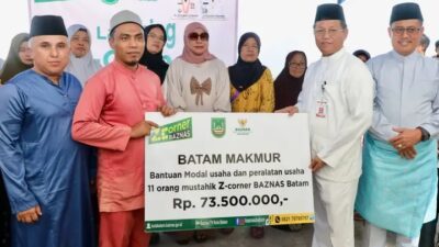 Sekda Batam Firmansyah Resmikan Z-Corner BAZNAS Kota Batam, 11 Mustahik Terima Bantuan Usaha