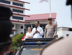 Temui Pengunjuk Rasa, Kepala BP Batam Amsakar Achmad Jawab Tuntutan Warga Sengkuang Percepat Solusi Air Bersih