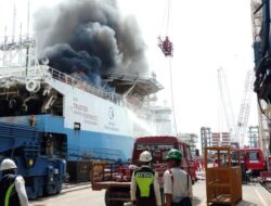Tak Ada Korban Jiwa, Kebakaran MV Elsa Regent di ASL Shipyard Dalam Investigasi