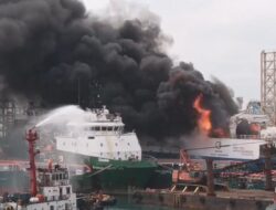 Kapal Tanker Elsa Regent Milik Pertamina Terbakar di Galangan PT ASL Shipyard Batam. Apa Penyebabnya?