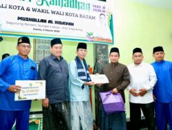 Safari Ramadan di Sagulung, Wali Kota Batam Amsakar Bantu Musala Al Hidayah Rp50 Juta