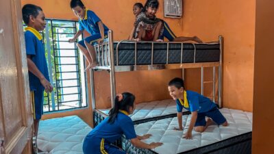 Bed of Hope, Tuan Sing Holdings Opus Bay Donasikan Tempat Tidur untuk Tiga Panti Asuhan di Batam