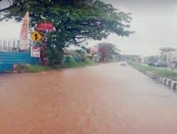 Genangan Air di Jalan Bengkong, Diduga Dampak Drainase Proyek AURUM Tana Group