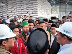 Mentan Amran Ajak Mahasiswa Tinjau Gudang Bulog, Pastikan Stok Beras Nasional Aman Mendekati 5 juta Ton