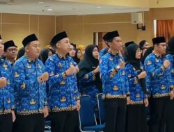 83 CPNS Resmi Jadi PNS, Wali Kota Batam Pimpin Pengambilan Sumpah dan Penyerahan SKl