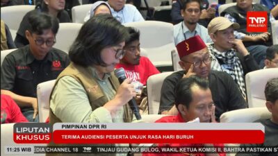 LIVE STREAMING: Pimpinan DPR RI Terima Audiensi Massa Aksi Hari Buruh