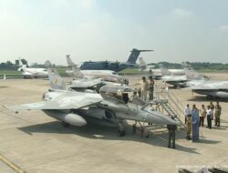 NEWS VIDEO: Presiden Prabowo Serahkan Enam Pesawat Tempur Rafale kepada TNI