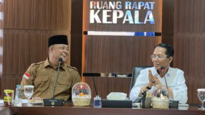 Ketua DPRD Kepri Iman Sutiawan Temui Kepala BP Batam Amsakar Achmad. Ada Apa?