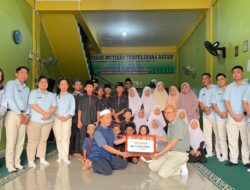 HARRIS Hotel Batam Center dan HARRIS Resort Waterfront Batam Salurkan Infaq dari Paket Buka Puasa ke Panti Asuhan
