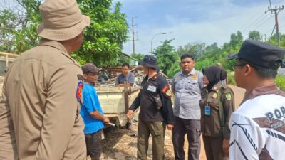 DUH!, Anjing Berkeliaran di Jalan Hang Nadim Batam, Pengendara Mengeluh hingga Ada yang Jatuh