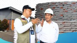 NEWS VIDEO: Bulog Siap Ekspor 500 Ribu Ton Beras Premium ke Malaysia dengan Rp16.000 Per Kilogram