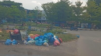 Volume Sampah Meningkat, Sejumlah Titik di Batam Dipenuhi Tumpukan Sampah