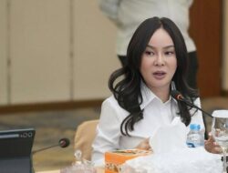 Bentuk Tim Kebersihan, Atasi Banjir hingga Jalan Rusak, Li Claudia Instruksikan Camat dan Lurah Aktif Turun ke Lapangan