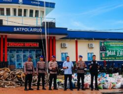 NEWS VIDEO: Detik-Detik Satpolairud Polres Karimun Gagalkan Pengiriman 9,5 Ton Timah Ilegal, Dua Tersangka Diciduk