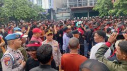 Polresta Barelang Kerahkan 240 Personel Amankan 1.050 Masa Aksi Aliansi Masyarakat Pulau di Kantor LIRA Kepri
