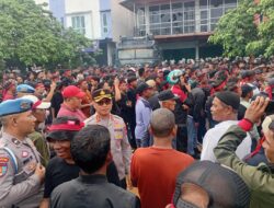 Polresta Barelang Kerahkan 240 Personel Amankan 1.050 Masa Aksi Aliansi Masyarakat Pulau di Kantor LIRA Kepri