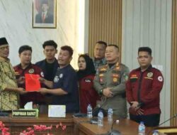 Ketua DPRD Batam Respons Cepat Tuntutan Mahasiswa, Janji Kawal Masalah Air dan Sampah