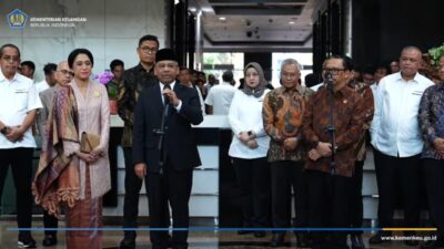 NEWS VIDEO: Menkeu Suahasil Nazara Tegaskan Perang terhadap Rokok Ilegal Berlanjut, Bea Cukai Diminta Lebih Gencar