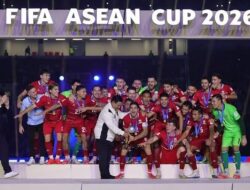 Saksikan Langsung di GBK, Presiden Prabowo Ucapkan Selamat Timnas Indonesia Kalahkan Thailand