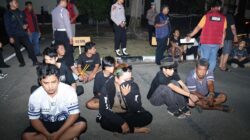 Operasi Sarang Narkoba di Bukit Senyum Batam, 33 Orang Diamankan, 24 Positif Narkoba