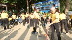 NEWS VIDEO: Green Policing Polda Kepri, Kapolda Suhendri Ajak Warga Stop Buang Sampah ke Laut